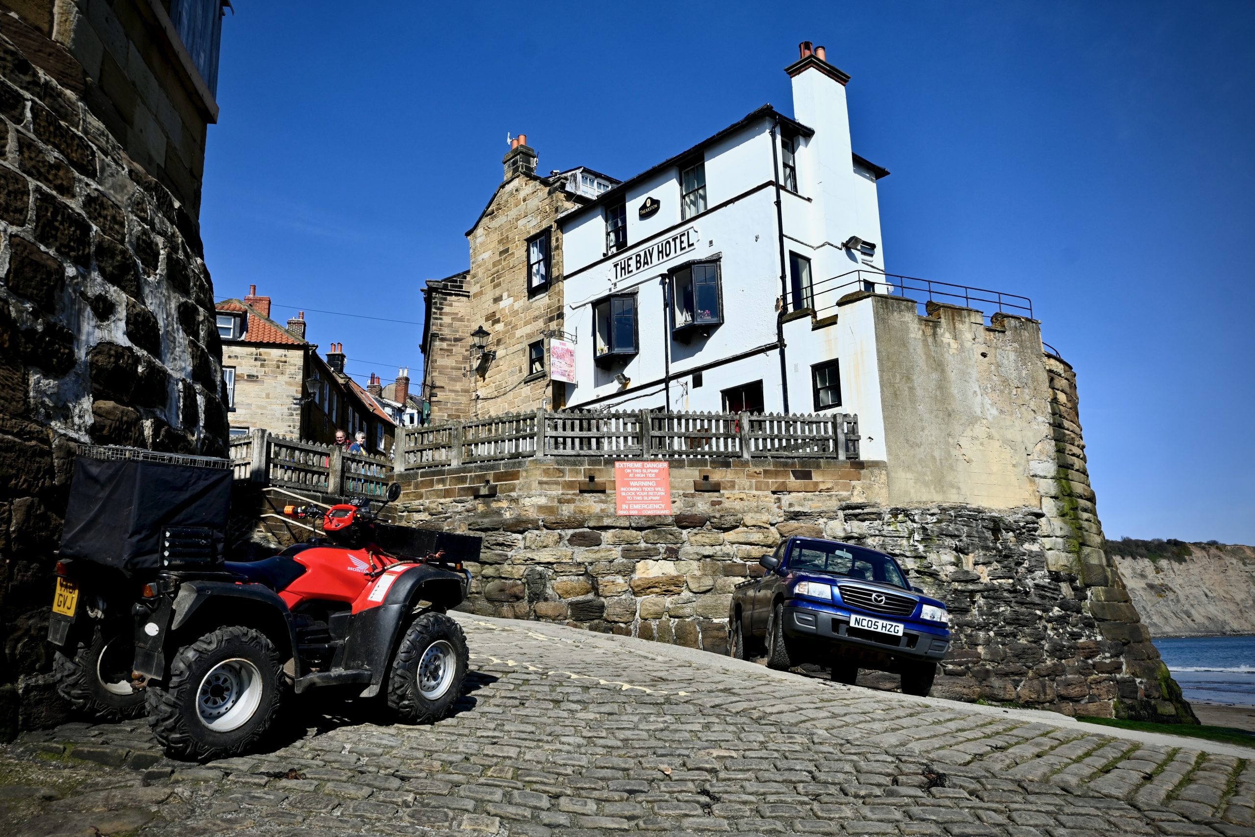 Visit Robin Hood’s Bay – A Charming Seaside Village on the Yorkshire Coast