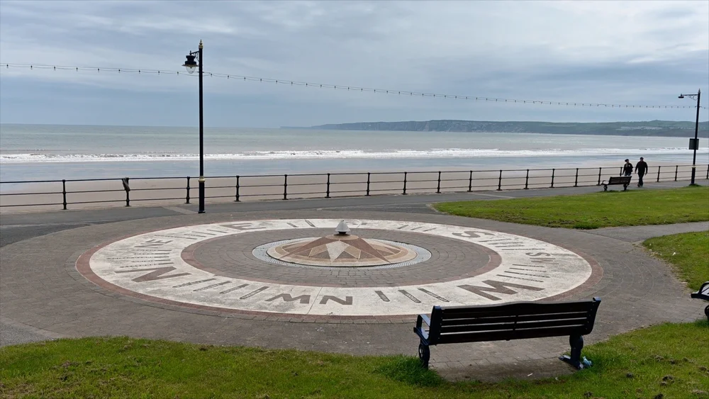 Discover Filey, North Yorkshire – Seaside Charm, Beaches & Coastal Walks