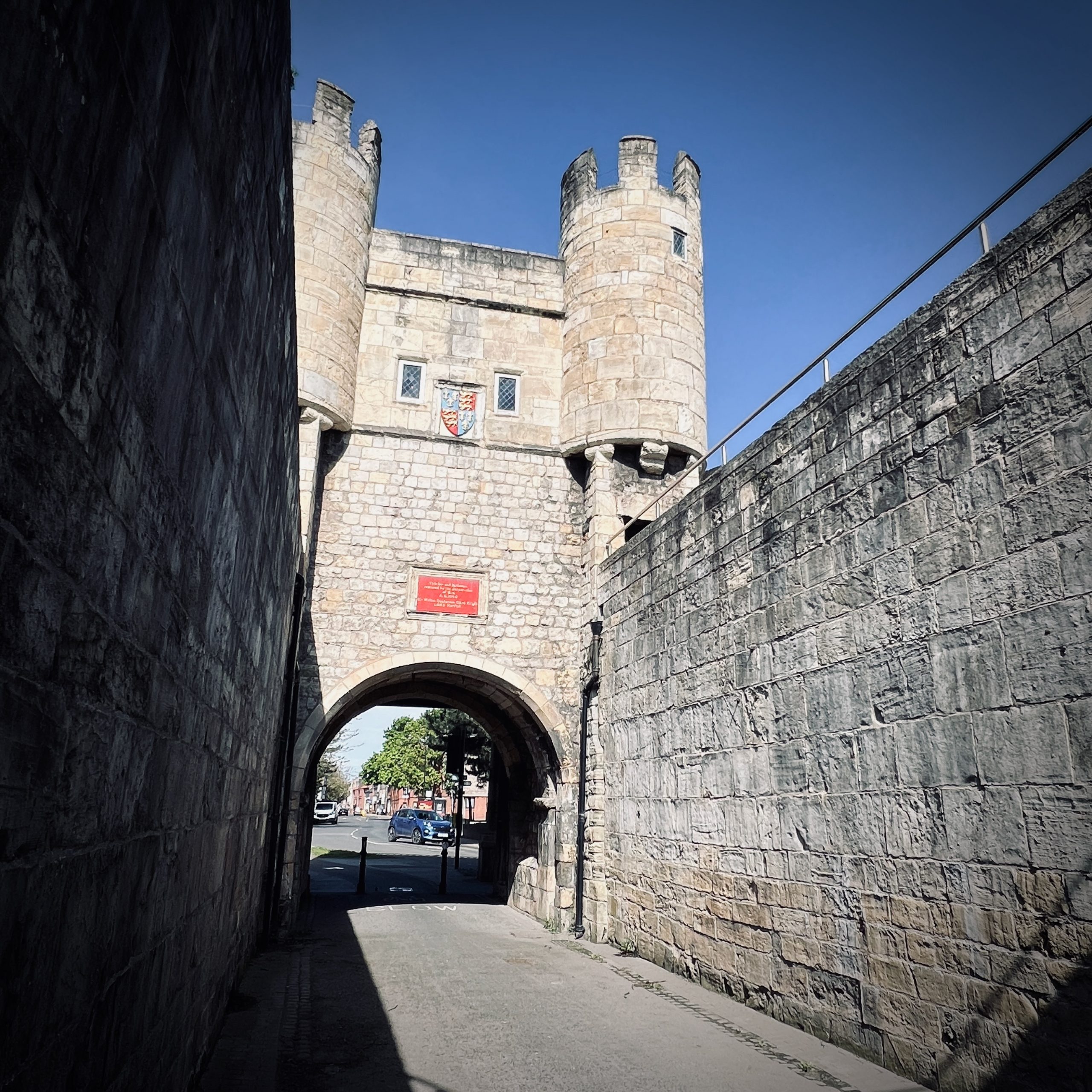 York makes a perfect base for exploring the wider Yorkshire region. The North York Moors, Harrogate, and the Yorkshire Coast are all within easy reach. With great transport links, stunning scenery, and timeless character, York offers a truly unforgettable experience.