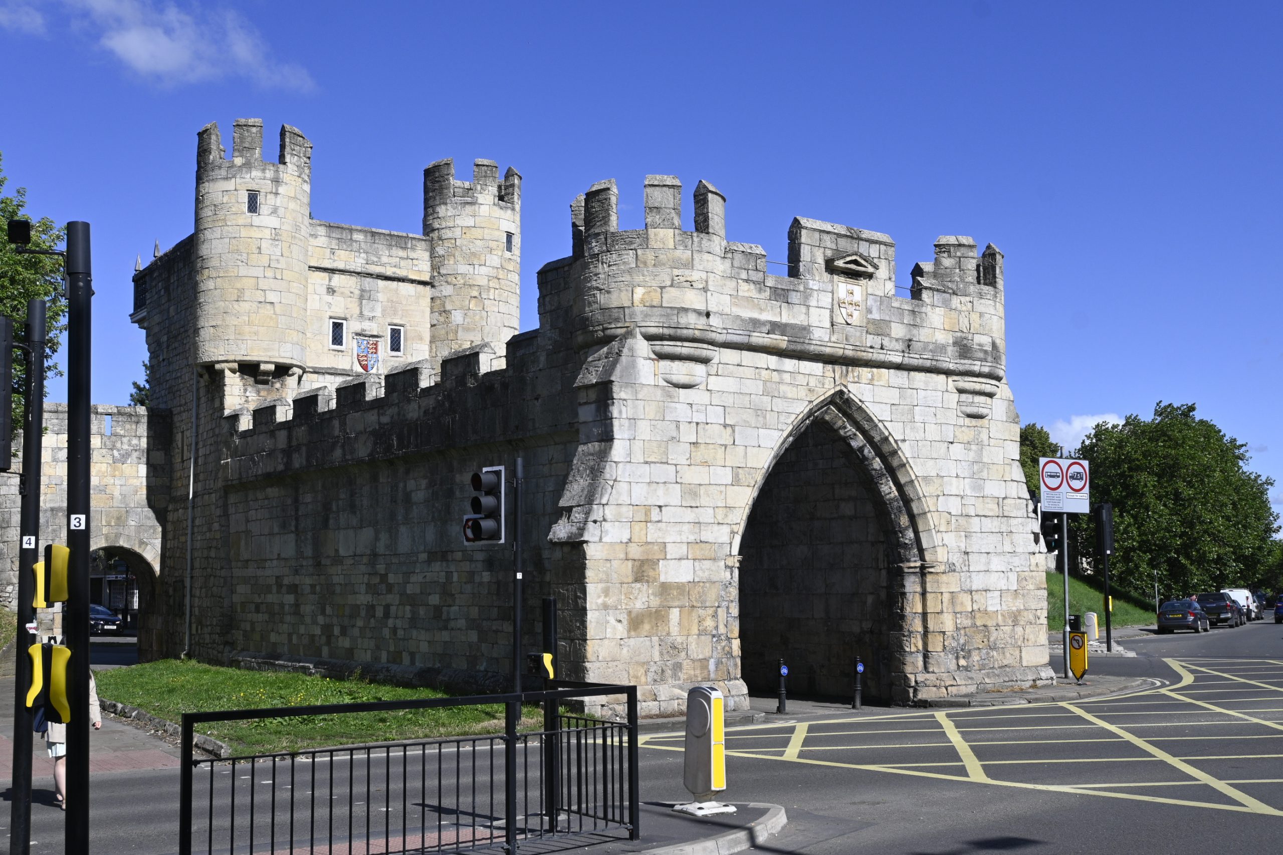 York City Walls Walk – Explore the Ancient Walls of Historic York