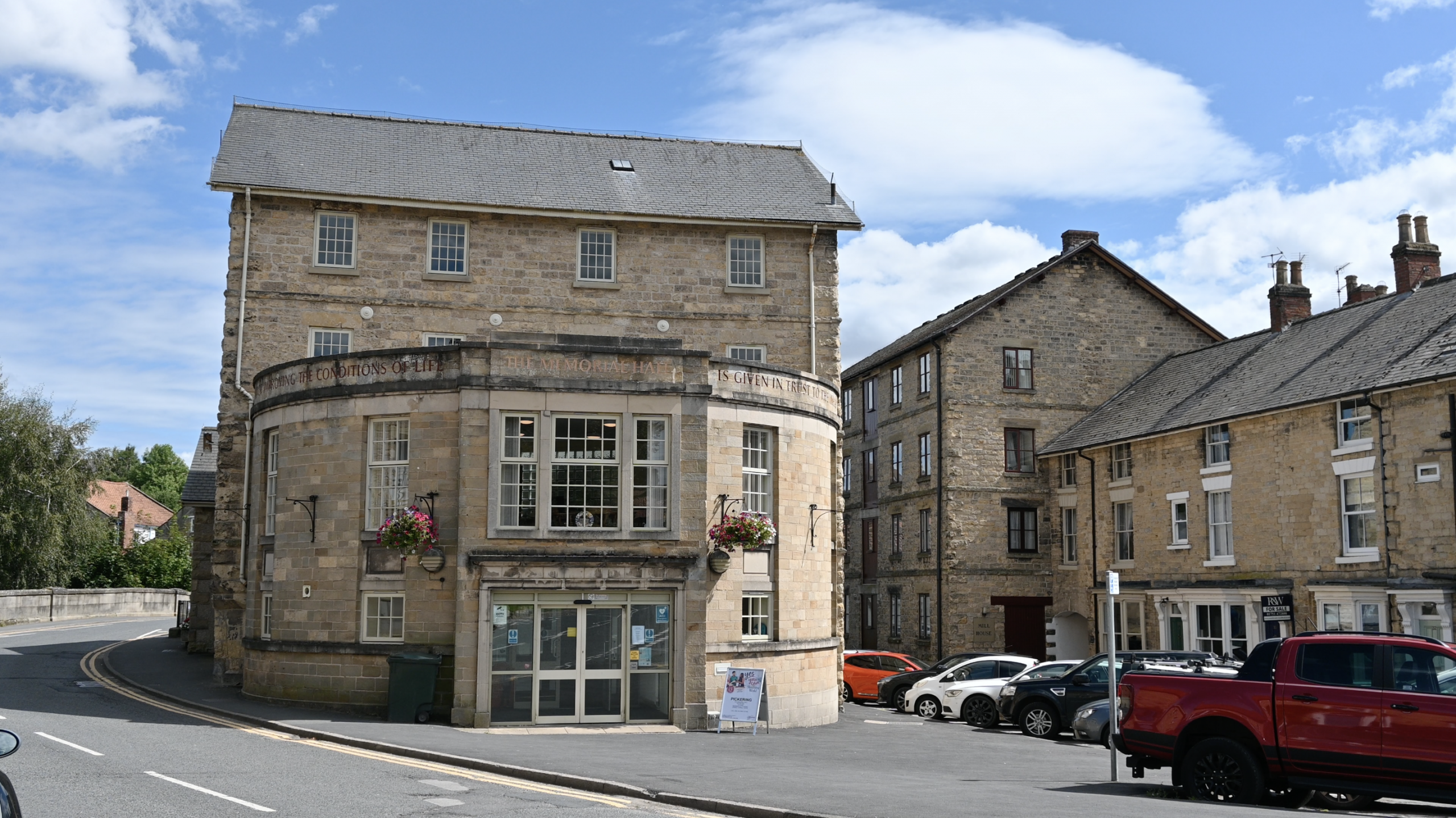 Pickering North Yorkshire – Historic Market Town, Attractions & Travel Guide