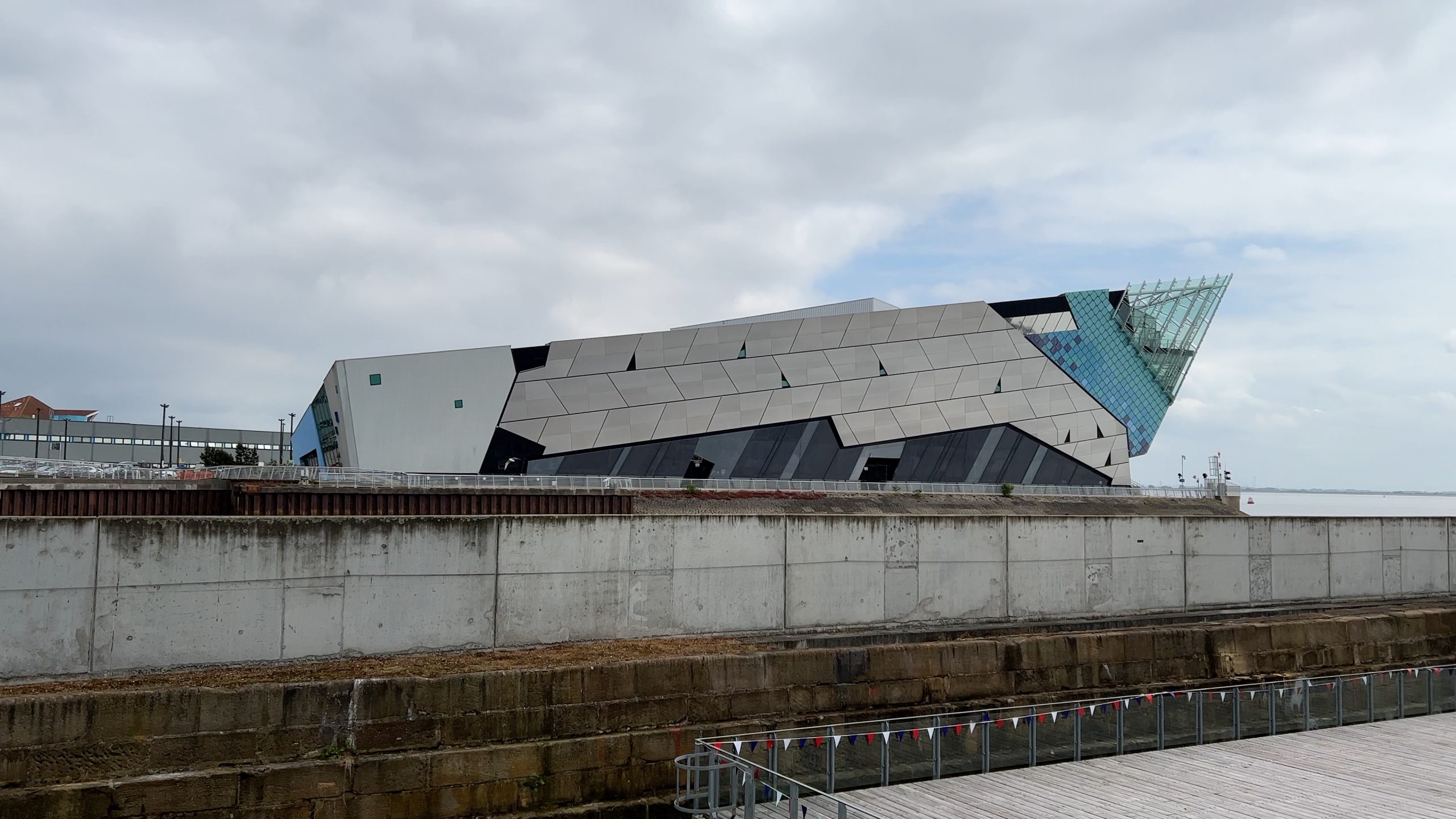 Kingston Upon Hull Travel Guide – Top Attractions, Culture & Things to Do